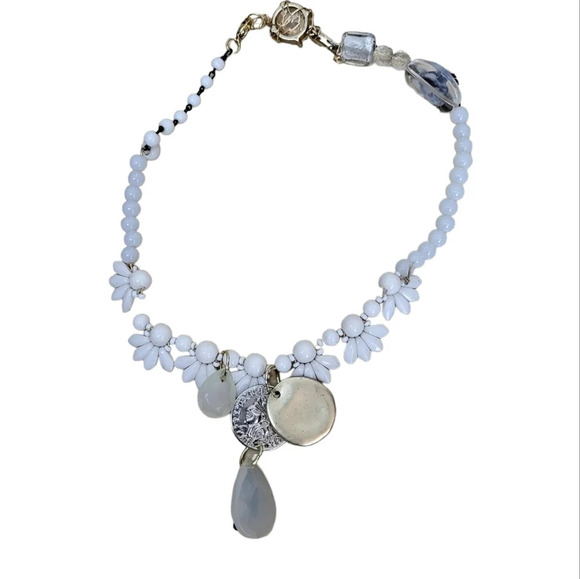 Milk Glass Beads White Clear Crystal Dangle Bead Necklace - Picture 1 of 10